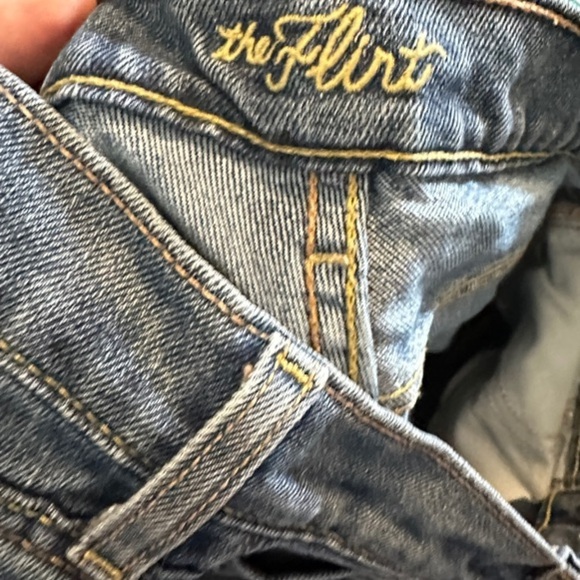 Old Navy The Flirt Jeans - Picture 4 of 5